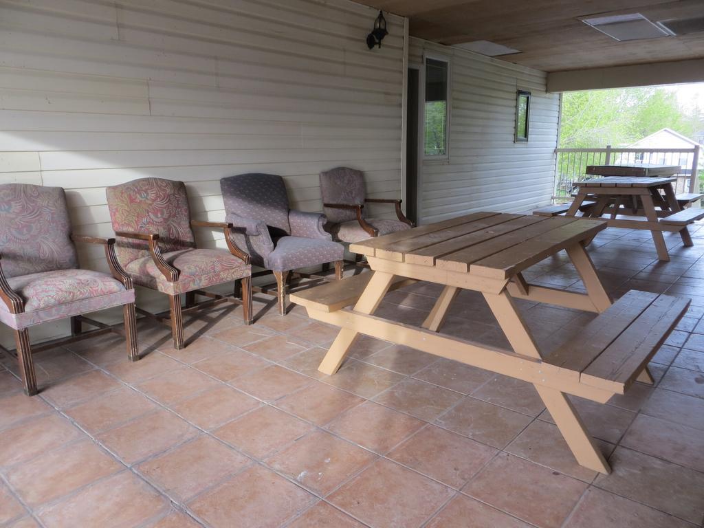 ווסאגה ביץ' Villa Nova Motel מראה חיצוני תמונה