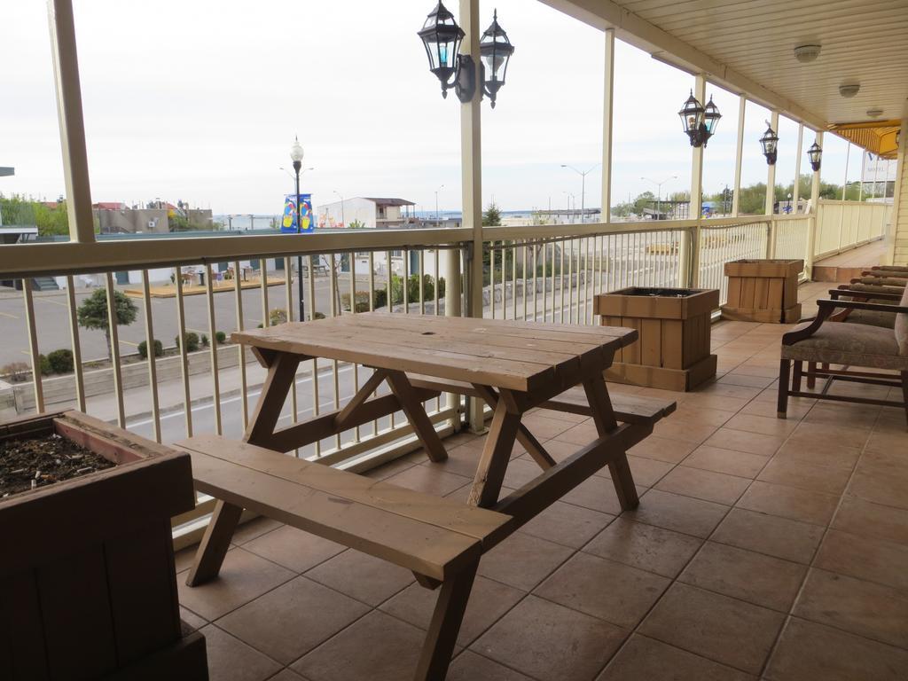 ווסאגה ביץ' Villa Nova Motel מראה חיצוני תמונה