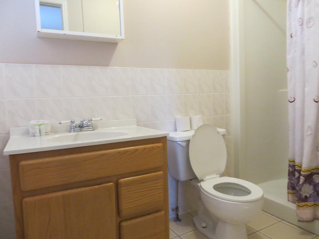 ווסאגה ביץ' Villa Nova Motel מראה חיצוני תמונה