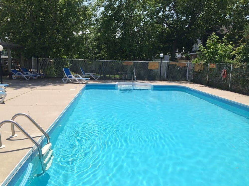 ווסאגה ביץ' Villa Nova Motel מראה חיצוני תמונה
