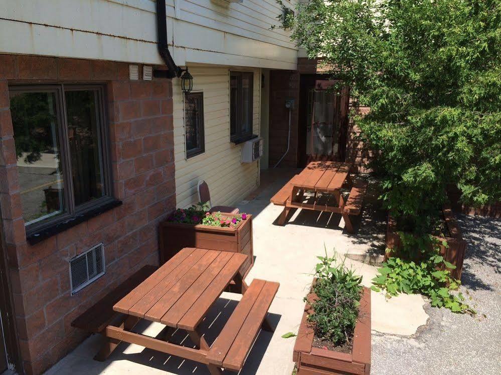 ווסאגה ביץ' Villa Nova Motel מראה חיצוני תמונה